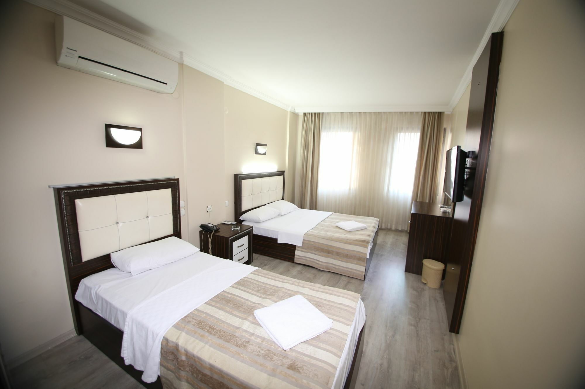 Konak Eurobest Otel Izmir Exterior foto
